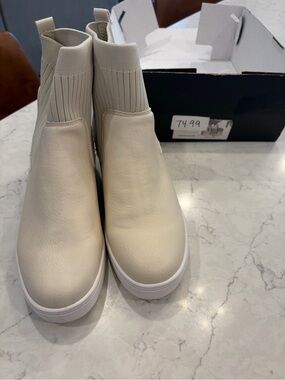 Women’s Boutique by Corkys sweater weather Slip-On Sock Boots